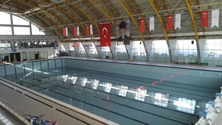 Yüzme havuzunda geri sayım