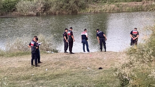 Yüzünü yıkamak istedi, gölete düşüp öldü