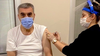 Zeki Toçoğlu korona aşısı oldu