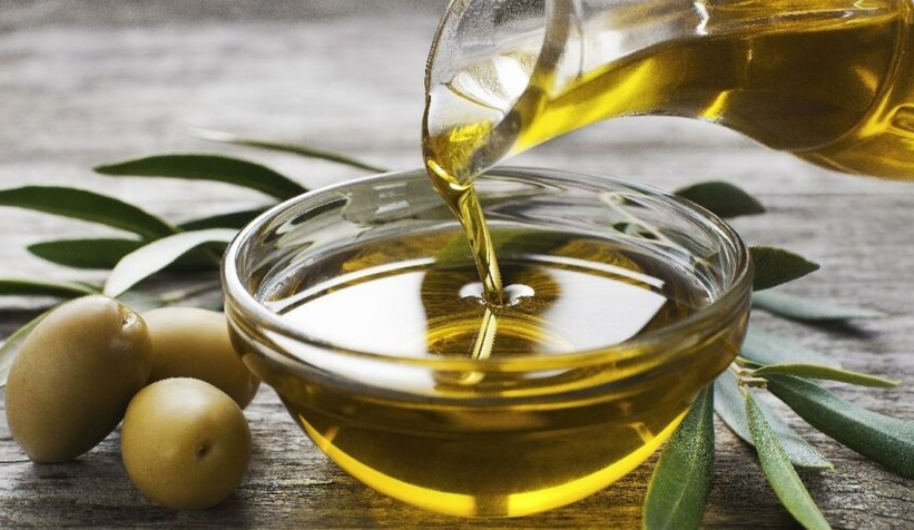 Zeytinyağı tüketmek, kalp hastalıklarından ölümü yüzde 19 düşürüyor
