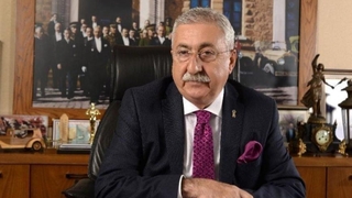 Zincir marketlerden dert yanan TESK Başkanı: Perakende Yasası çıkarılmalı