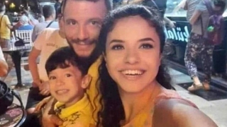 Ziyarete gittikleri Hatay'da depremde ölen anne ve oğlu toprağa verildi