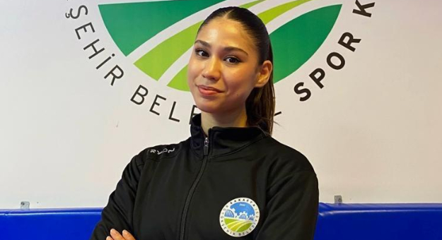 Zümra Rezzan Fransa’da Türk Bayrağı’nı dalgalandıracak 